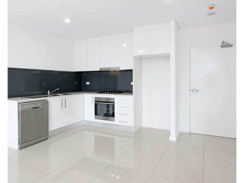 2/14-15 Junia Avenue, Toongabbie NSW 2146